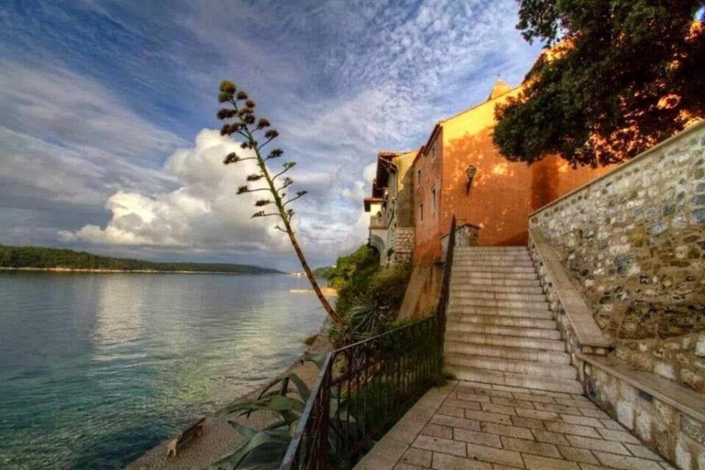 Rab Island Apartmets - Palit Rab Town Dış mekan fotoğraf