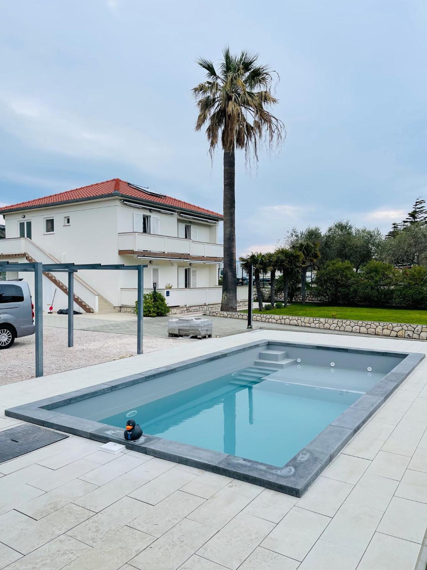 Rab Island Apartmets - Palit Rab Town Dış mekan fotoğraf